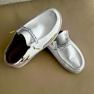 Hey Dudes size 8 - limited edition